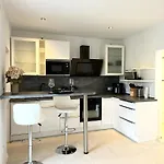 Διαμέρισμα Exklusive Altbauwohnung Mit Whirlpool Und Kueche
