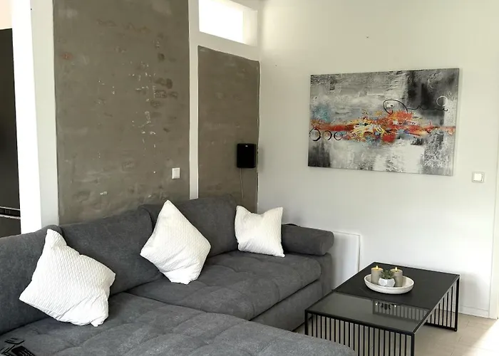 Apartamento Exklusive Altbauwohnung Mit Whirlpool Und Küche *