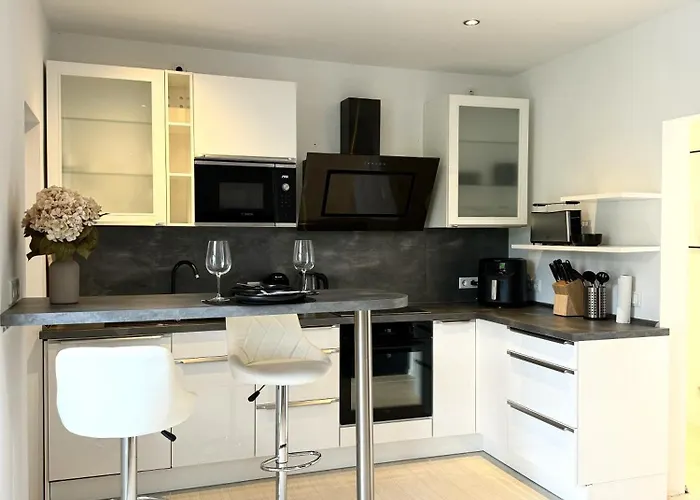 Apartamento Exklusive Altbauwohnung Mit Whirlpool Und Küche